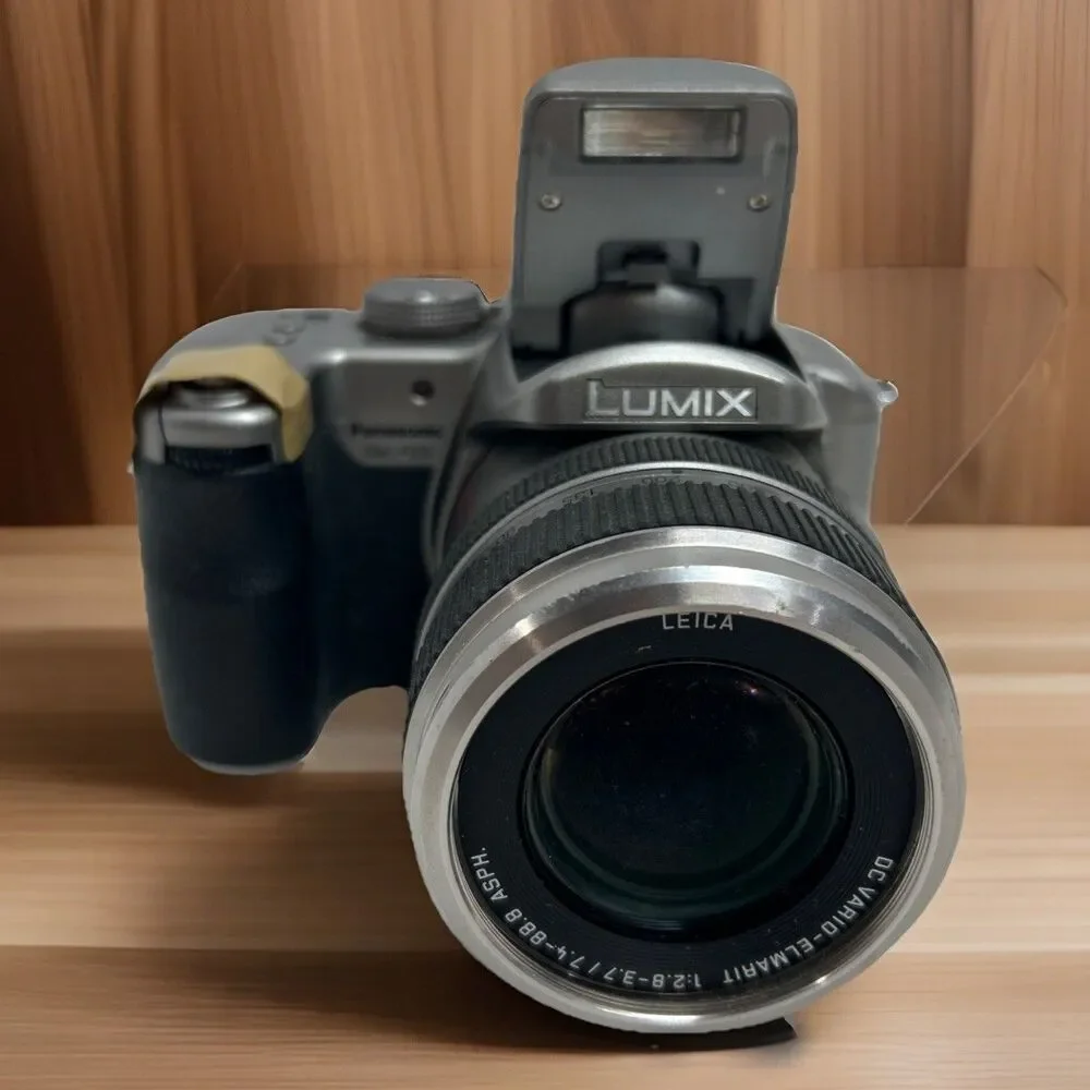 Panasonic‎ LUMIX DMC-FZ30 8.0MP Digital Camera Black - ‼️UNTESTED‼️